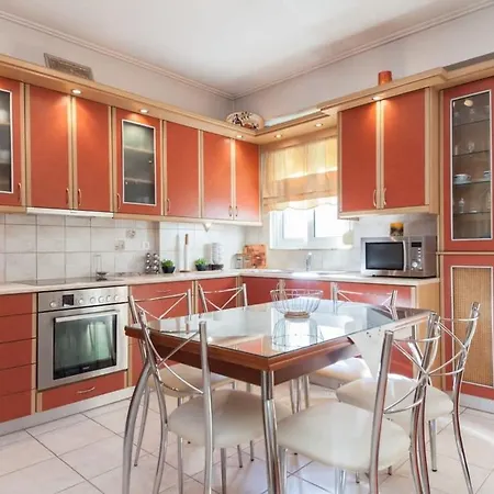 Scenic Balcony Apt In Vibrant Petralona Athens Exterior photo