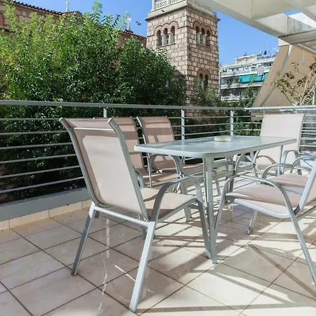Scenic Balcony Apt In Vibrant Petralona Athens Exterior photo